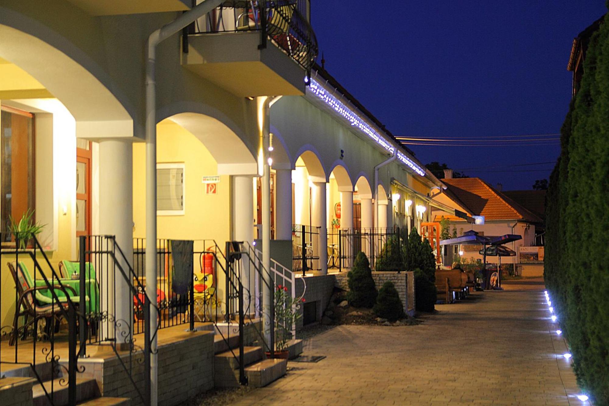 Bajor Panzió Bük-Bükfürdő, Adults Only 12plus Exterior foto